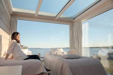 Фото номера Улучшенная вилла, вид на море Виллы Seaside Glass Villas г. Кеми 31
